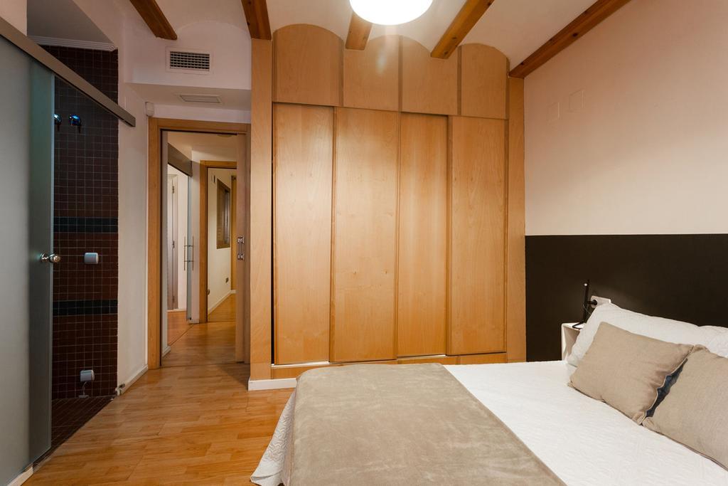 Like Apartments Lonja Valencia Eksteriør billede